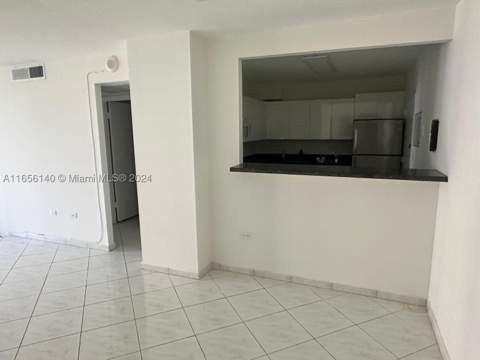 5555 Collins Ave 8Z, Miami Beach FL - photo 8 of 27