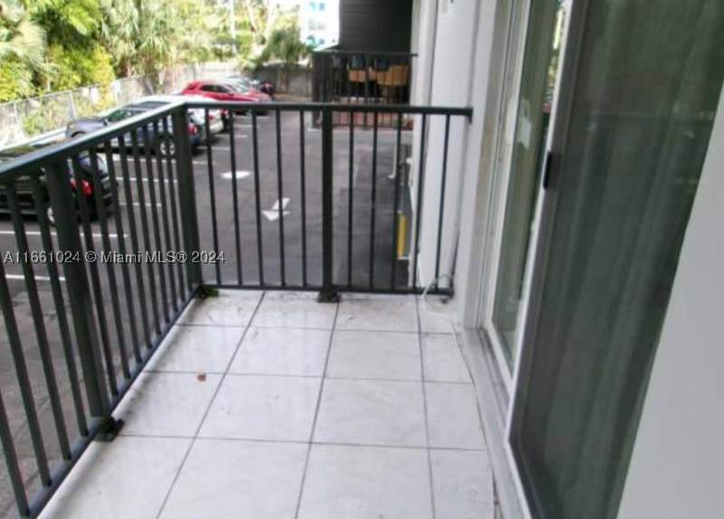 1 bedroom Condominium at 900 SW 84th Ave 207A, Marbella Apts Condo, Miami — photo 4