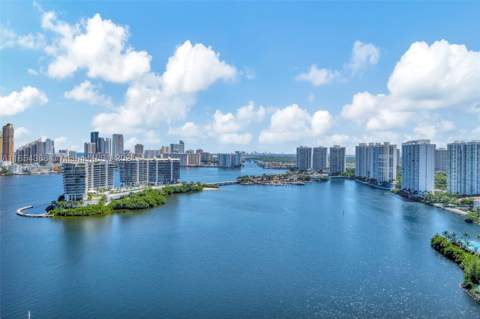 3370 Hidden Bay Dr 2708, Aventura FL - photo 12 of 59