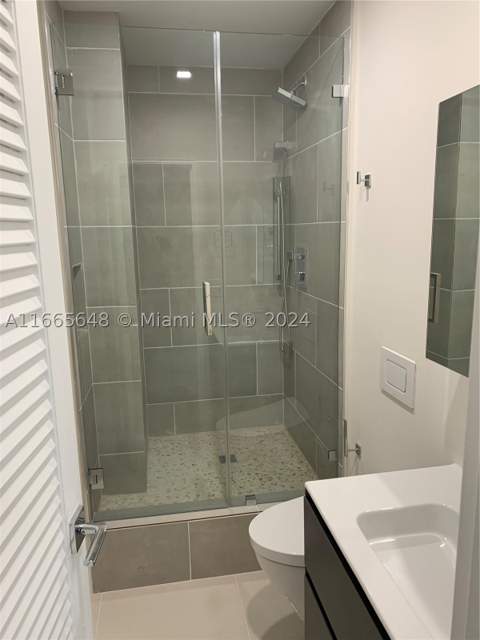 10185 Collins Ave 406, Bal Harbour FL - photo 15 of 36