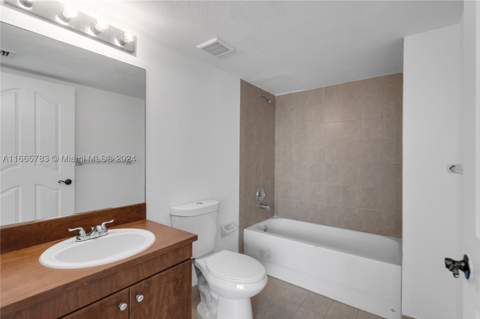 218 NW 12th Ave 702, Miami FL - photo 16 of 26