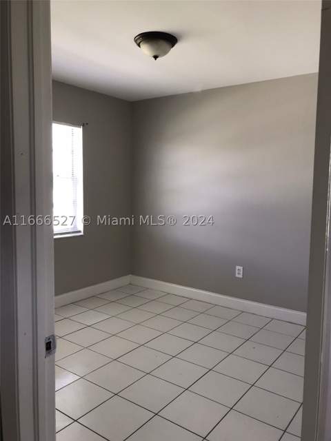 459 NE 210th Cir Ter 201-17, Miami FL - photo 15 of 33