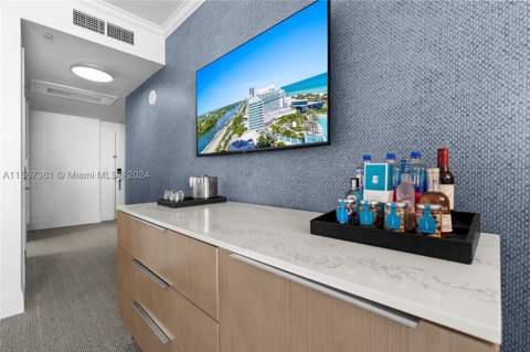 4401 Collins Ave 1709, Miami Beach FL - photo 16 of 71