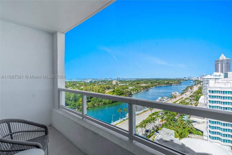 0 bedroom Condominium at 4401 Collins Ave 1709, Fontainebleau II Tresor, Miami Beach — photo 2
