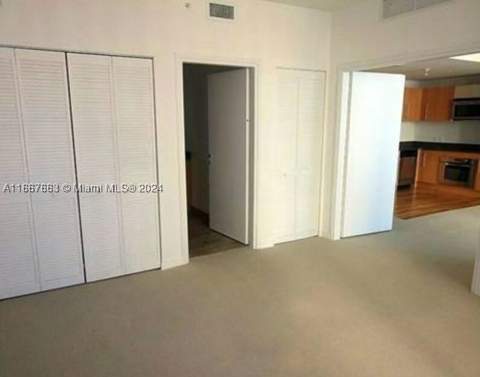 300 S Biscayne Blvd T-1703, Miami FL - photo 15 of 16
