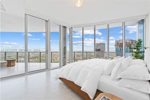 851 NE 1st Ave Ph 5402, Miami FL - photo 12 of 60