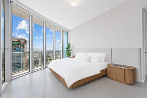 851 NE 1st Ave Ph 5402, Miami FL - photo 13 of 60