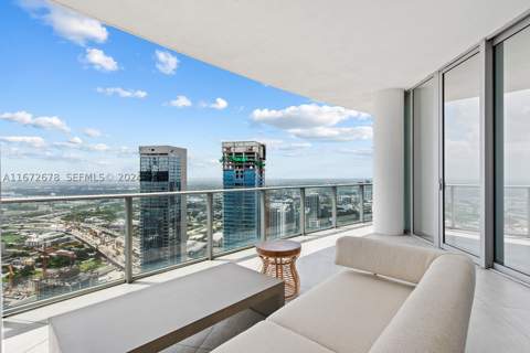 851 NE 1st Ave Ph 5402, Miami FL - photo 6 of 60