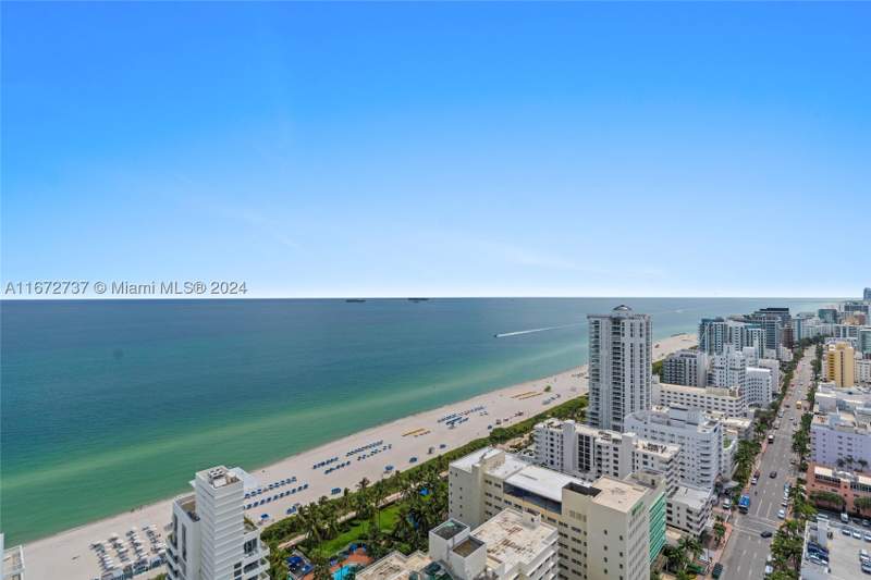 2 bedroom Condominium at 4401 Collins Ave 3202/3204, Fontainebleau II Tresor, Miami Beach — photo 4