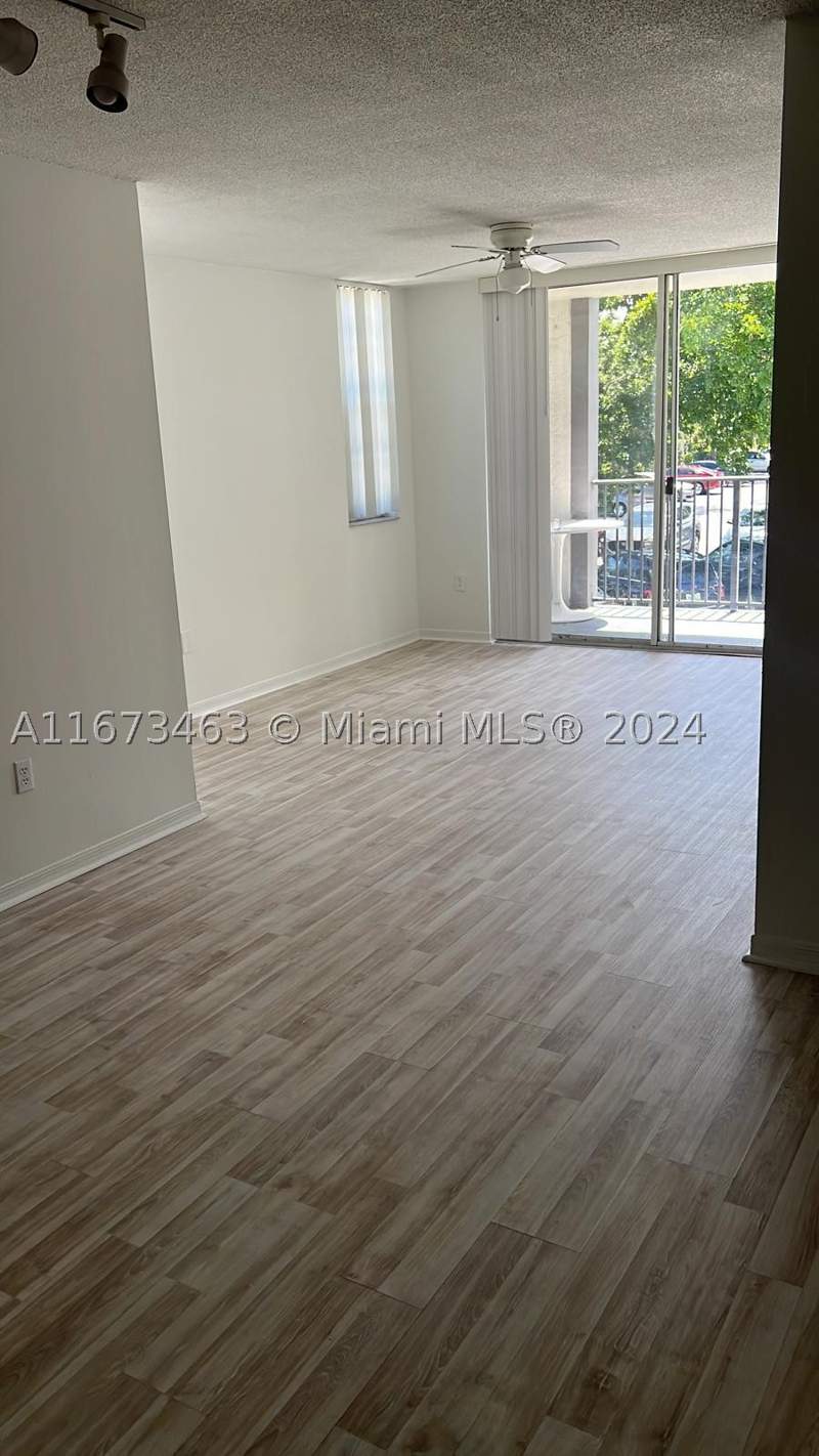 1 bedroom Condominium at 4350 NW 107th Ave 201-2, Enclave At Doral Condo No, Doral — photo 2