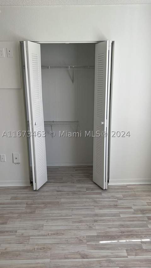 4350 NW 107th Ave 201-2, Doral FL - photo 9 of 12