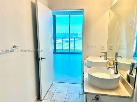 888 Biscayne Blvd 1811, Miami FL - photo 12 of 22