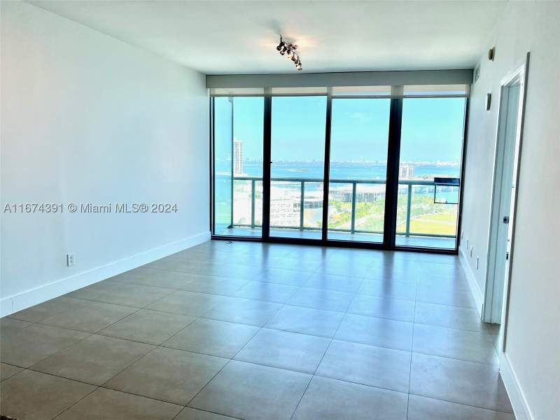 1 bedroom Condominium at 888 Biscayne Blvd 1811, Marinablue Condo, Miami — photo 3