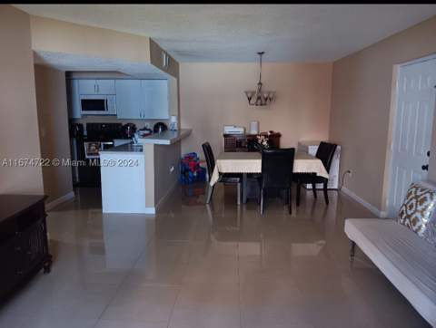18870 NW 57th Ave 108, Hialeah FL - photo 23 of 36