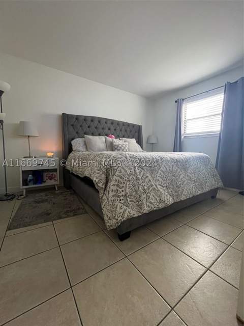 8075 NW 7th St 109, Miami FL - photo 11 of 14