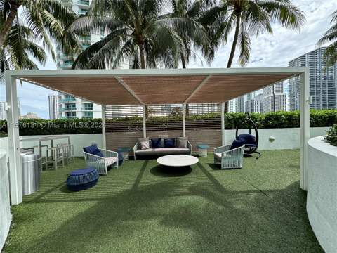 90 SW 3 St 3210, Miami FL - photo 17 of 24
