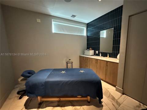 90 SW 3 St 3210, Miami FL - photo 20 of 24