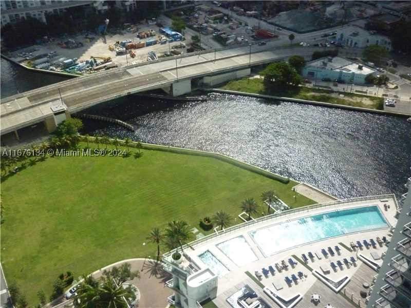 2 bedroom Condominium at 90 SW 3 St 3210, Ivy Condo, Miami — photo 4