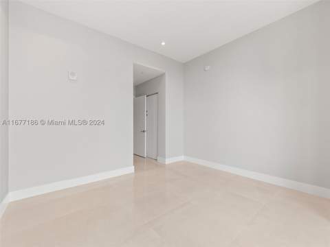 1010 SW 2nd Ave Ph03, Miami FL - photo 13 of 27