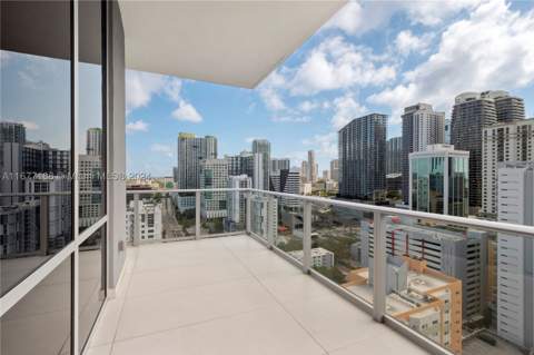 1010 SW 2nd Ave Ph03, Miami FL - photo 19 of 27