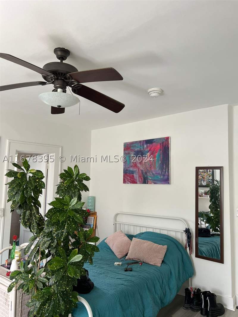 0 bedroom Condominium at 642 Michigan Ave 29, Sevilla Condo, Miami Beach — photo 2