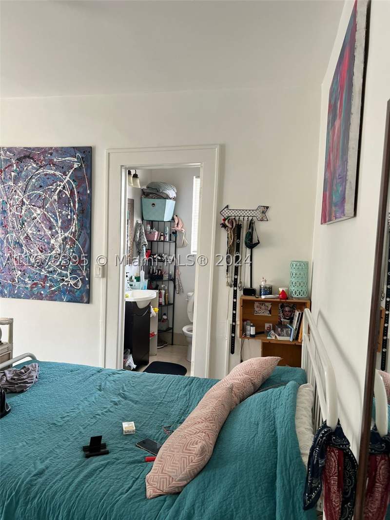 0 bedroom Condominium at 642 Michigan Ave 29, Sevilla Condo, Miami Beach — photo 3
