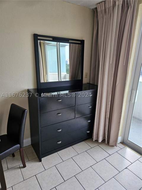 19201 Collins Ave 237, Sunny Isles Beach FL - photo 10 of 37