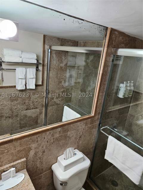 19201 Collins Ave 237, Sunny Isles Beach FL - photo 20 of 37