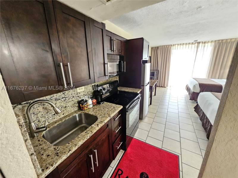 0 bedroom Condominium at 19201 Collins Ave 237, With Balcony!!!, Sunny Isles Beach — photo 5