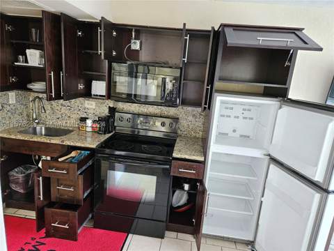 19201 Collins Ave 237, Sunny Isles Beach FL - photo 7 of 37