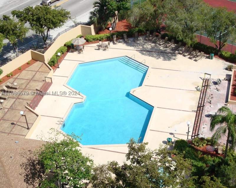 2 bedroom Condominium at 1470 NE 123rd St A902, GREENWICH PH I CONDO, North Miami — photo 4