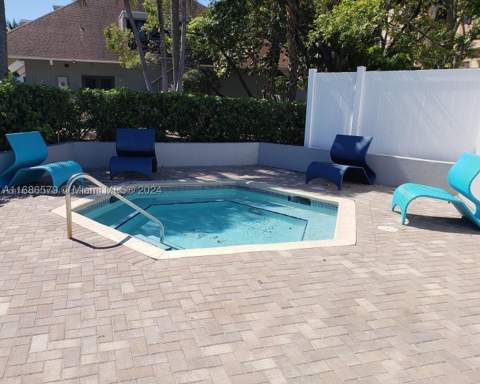 1470 NE 123rd St A902, North Miami FL - photo 7 of 8