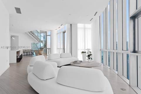 851 NE 1st Ave Ph 5700, Miami FL - photo 20 of 78