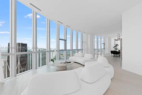 851 NE 1st Ave Ph 5700, Miami FL - photo 21 of 78