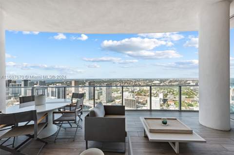 851 NE 1st Ave Ph 5112, Miami FL - photo 19 of 79