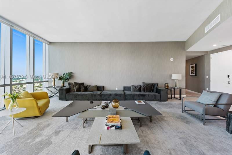 4 bedroom Condominium at 851 NE 1st Ave Ph 5112, Paramount Miami Worldcent, Miami — photo 4
