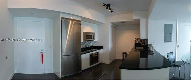 2 bedroom Condominium at 92 SW 3rd St 1802, Mint Condo, Miami — photo 2