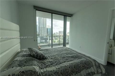 92 SW 3rd St 1802, Miami FL - photo 8 of 19