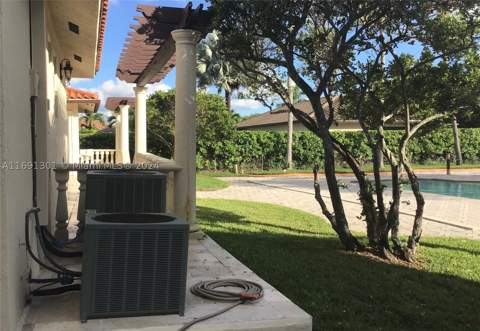 13460 SW 32nd St, Kendall FL - photo 19 of 99