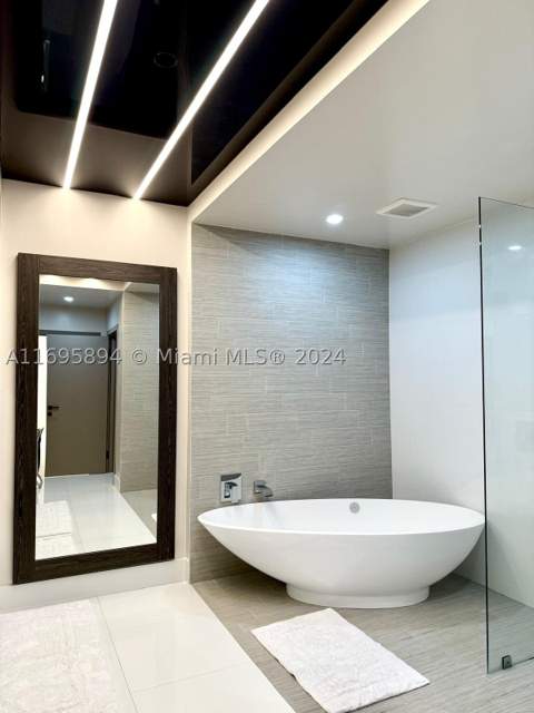 330 Sunny Isles Blvd 5-603, Sunny Isles Beach FL - photo 10 of 26