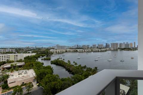 17301 Biscayne Blvd 1404, North Miami FL - photo 15 of 41