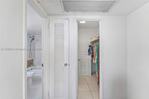 5700 Collins Ave 5B, Miami Beach FL - photo 19 of 30