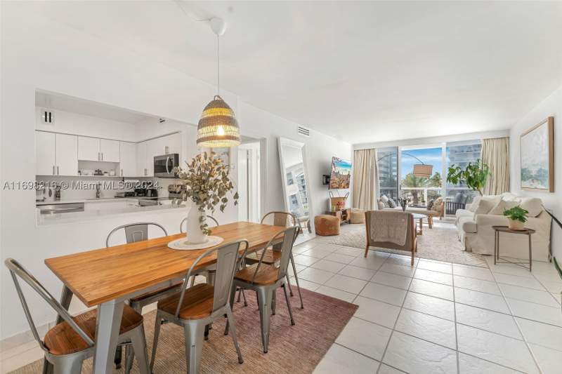 2 bedroom Condominium at 5700 Collins Ave 5B, Seacoast 5700 Condo, Miami Beach — photo 5