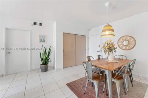 5700 Collins Ave 5B, Miami Beach FL - photo 7 of 30