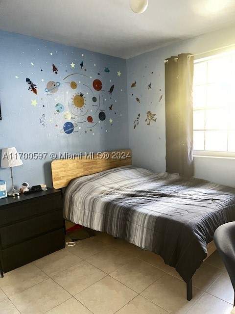 161 NW 35th St, Miami FL - photo 16 of 36
