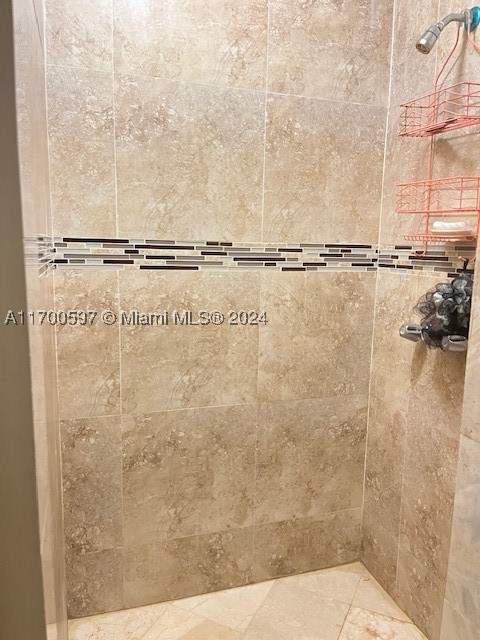 161 NW 35th St, Miami FL - photo 19 of 36