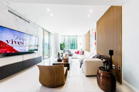 851 NE 1st Ave 2111, Miami FL - photo 6 of 53
