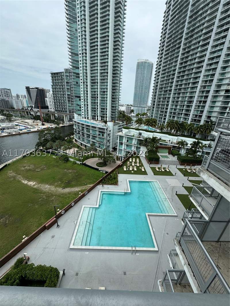 3 bedroom Condominium at 350 S Miami Ave 1704, Wind Condo, Miami — photo 5