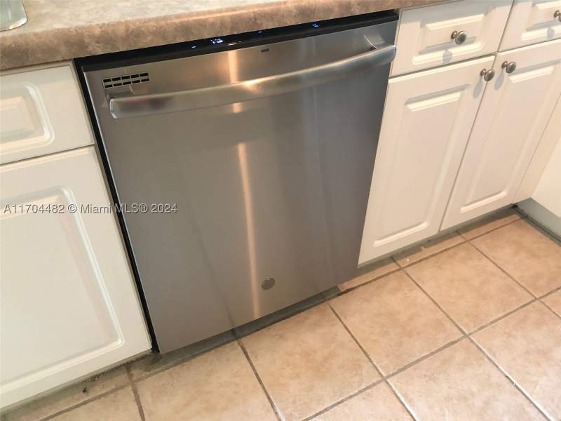2 bedroom Condominium at 17150 N Bay Rd 2612, Porto Bellagio Condo, Sunny Isles Beach — photo 5