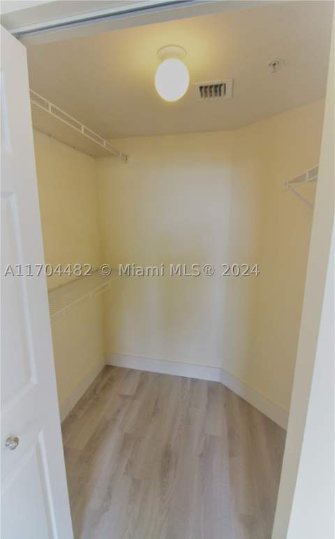 17150 N Bay Rd 2612, Sunny Isles Beach FL - photo 8 of 26
